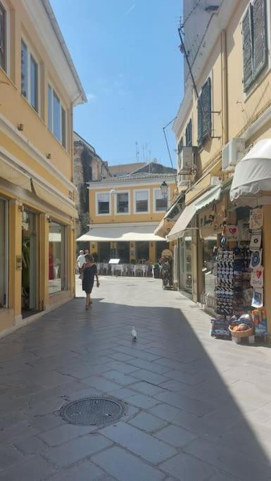 Old Port View Apartment, Διαμέρισμα Στο Κέντρο 2 Υπνοδωματίων Corfu  Bagian luar foto