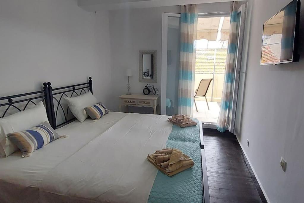 Old Port View Apartment, Διαμέρισμα Στο Κέντρο 2 Υπνοδωματίων Corfu  Bagian luar foto
